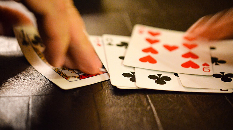 phom 2 Những chiến thuật chơi Bài phỏm giúp bạn nâng cao tỷ lệ chiến thắng